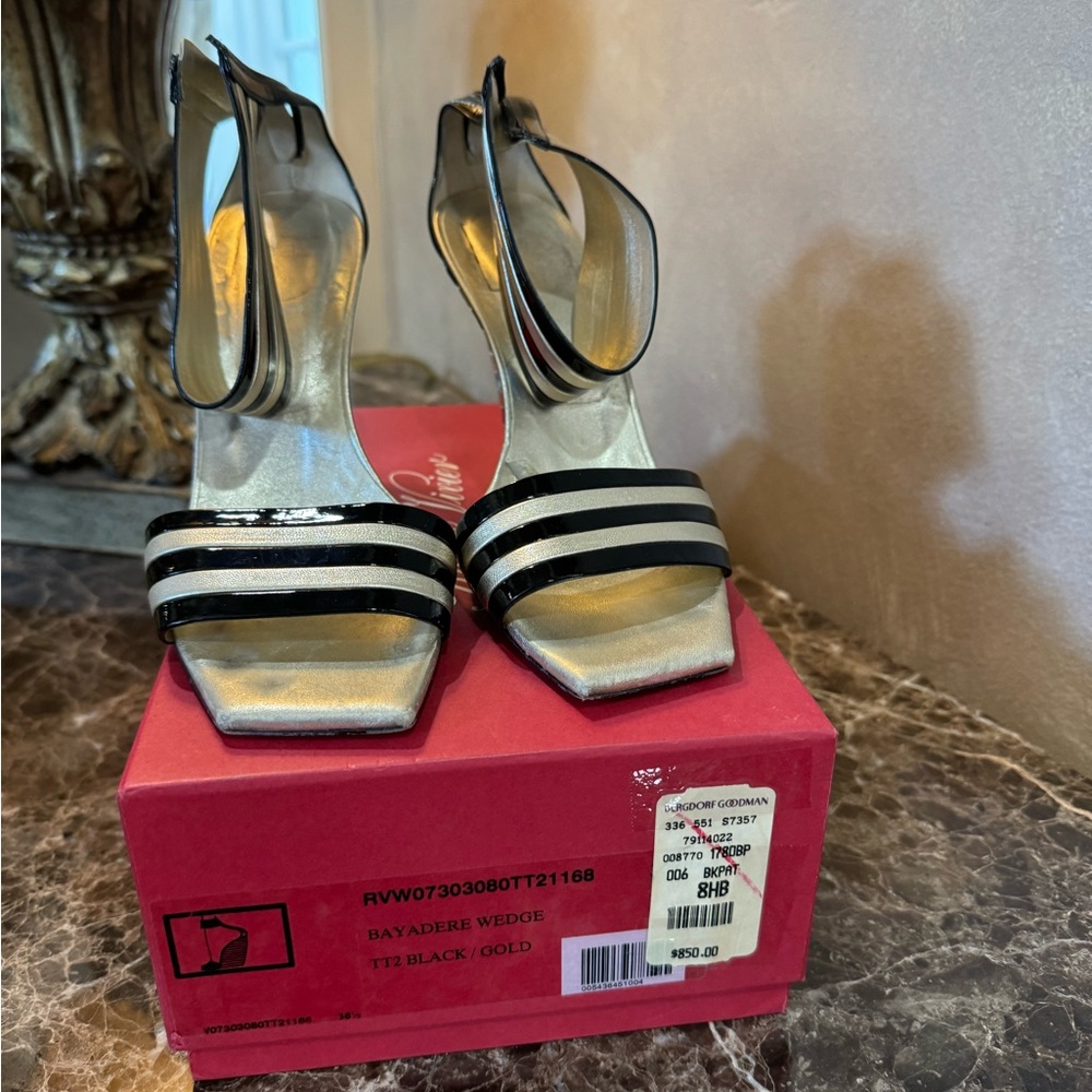 Roger Vivier - Bayadere Wedge - blk/gold -Size 8.5